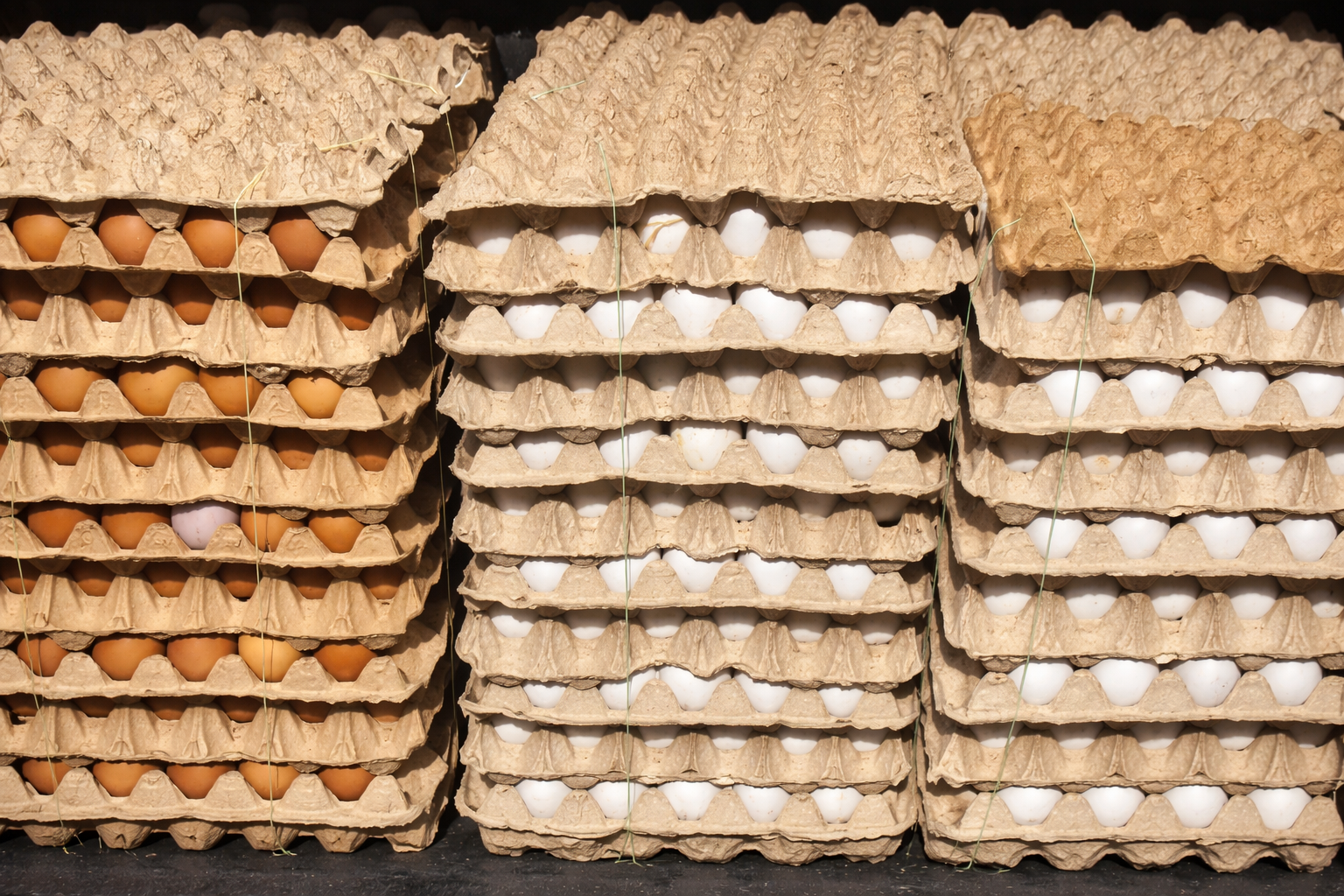 fresh farm eggs, delivery ready